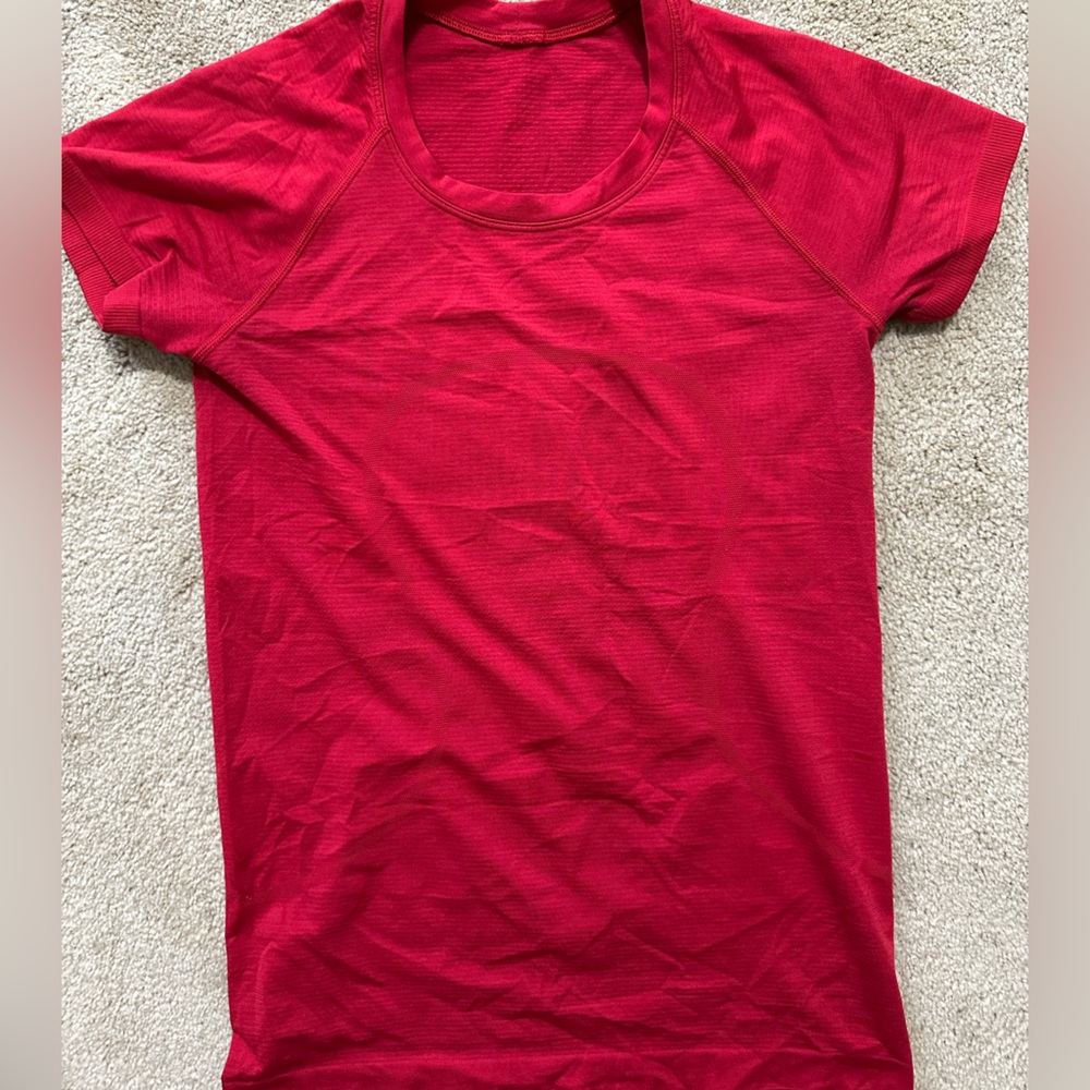 lululemon swiftly tech red